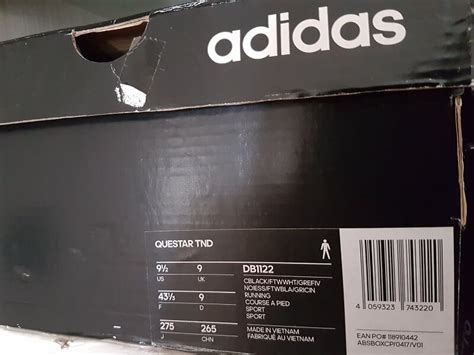 sepatu adidas yang asli.